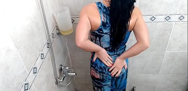  pee bath mine and my stepfather with more than 4 liters -RED VIDEO COMPLETE-